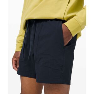 Lululemon Athletica Navy Bowline Shorts Stretch Ripstop Men's Size Large